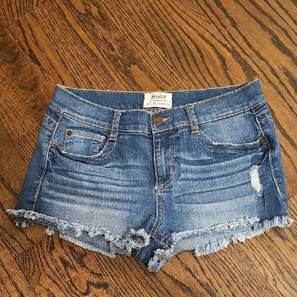 Mudd Pants - Mudd Distressed Blue Jean Shorts